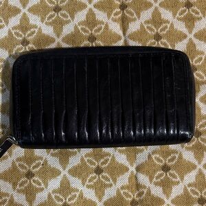 HOBO Black Quilted Accessory